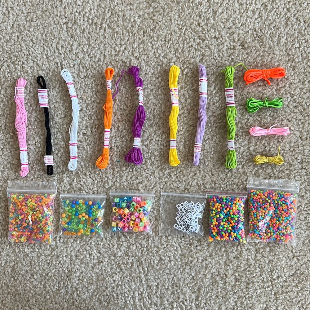 bracelet making set
